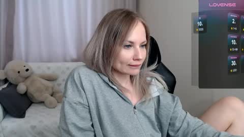 Naomi online show from April 28, 2026, 4:39 am