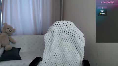Naomi online show from May 21, 2026, 5:58 am