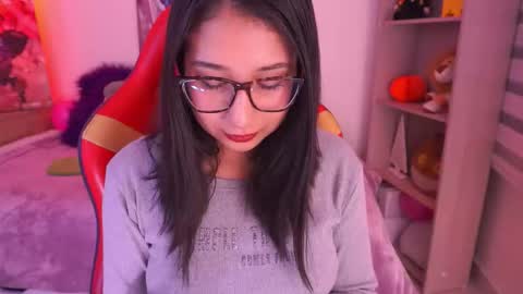 Snapshot of sunny_flower_ chatting on December 17, 2025, 1:11 am SUNNY online show from December 17, 2025, 1:11 am