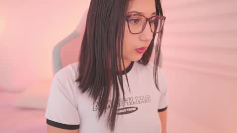 Snapshot of sunny_flower_ chatting on January 12, 2026, 3:39 pm SUNNY online show from January 12, 2026, 3:39 pm