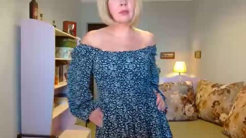 Sunny Katty online show from March 12, 2026, 10:54 am