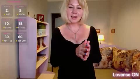 Sunny Katty online show from May 29, 2026, 10:24 am