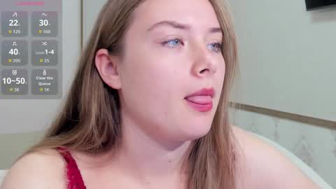 Snapshot of sunny_love__ chatting on November 23, 2025, 6:24 am Vanessa online show from November 23, 2025, 6:24 am