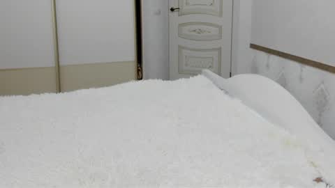 Snapshot of sunny_love__ chatting on March 22, 2026, 5:11 am Vanessa online show from March 22, 2026, 5:11 am