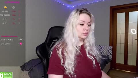 sunny mood online show from January 4, 2025, 6:51 pm