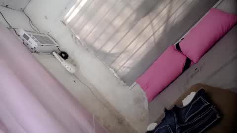 sunny_sexie online show from May 21, 2026, 5:58 am