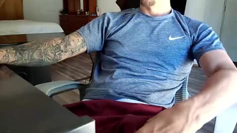 sunny valentine online show from October 13, 2025, 3:23 pm