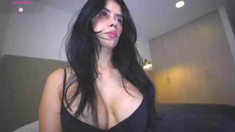 Snapshot of sunnymorrison chatting on July 6, 2026, 12:35 pm sol online show from July 6, 2026, 12:35 pm