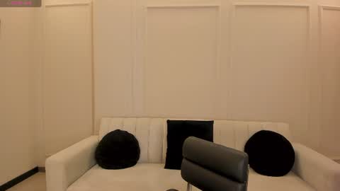 Snapshot of sunnyrivers_ chatting on July 21, 2026, 6:10 pm Sunny Rivers online show from July 21, 2026, 6:10 pm
