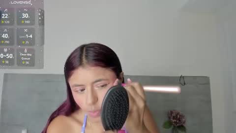 sunnywhitee online show from July 13, 2026, 7:16 pm