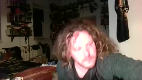 sunr1sa online show from December 22, 2025, 9:12 pm