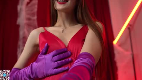 Snapshot of sunrisealice chatting on October 31, 2025, 8:26 am Alice online show from October 31, 2025, 8:26 am