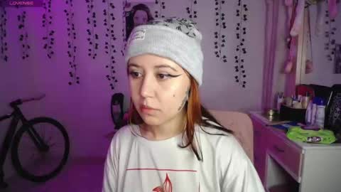 Sunset online show from October 22, 2025, 3:40 am