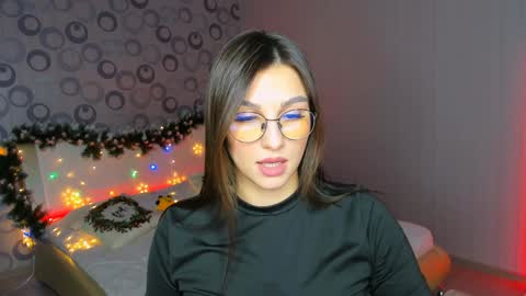 sunsetwithava online show from December 21, 2024, 4:57 pm