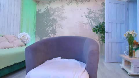 Snapshot of sunshine13_ chatting on June 14, 2026, 2:46 am Eva online show from June 14, 2026, 2:46 am