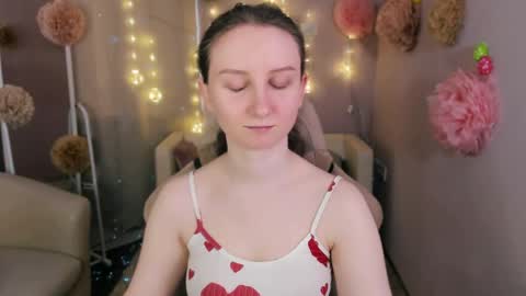 Alice online show from April 24, 2026, 1:35 pm