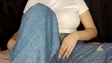 Snapshot of sunshine_days chatting on January 9, 2025, 8:44 pm Annie online show from January 9, 2025, 8:44 pm