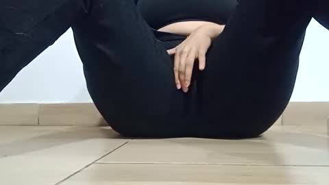 Snapshot of sunshine_days chatting on September 14, 2025, 11:15 pm Annie online show from September 14, 2025, 11:15 pm