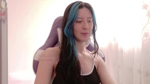 sunshine_girl9 online show from February 12, 2026, 8:04 pm