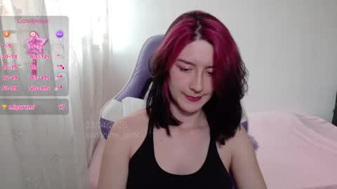 Snapshot of sunshine_girl9 chatting on April 23, 2026, 8:44 pm sunshine_girl9 online show from April 23, 2026, 8:44 pm