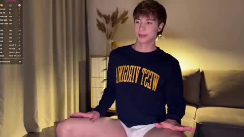 Snapshot of sunshinealex chatting on October 14, 2025, 3:51 am sunshinealex online show from October 14, 2025, 3:51 am