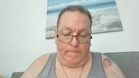 Snapshot of sunspotbaby chatting on July 2, 2026, 8:26 pm Sunspotbaby online show from July 2, 2026, 8:26 pm