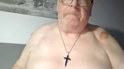 Snapshot of sunspotbaby chatting on July 5, 2026, 2:18 am Sunspotbaby online show from July 5, 2026, 2:18 am