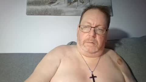 Snapshot of sunspotbaby chatting on July 26, 2026, 12:19 am Sunspotbaby online show from July 26, 2026, 12:19 am