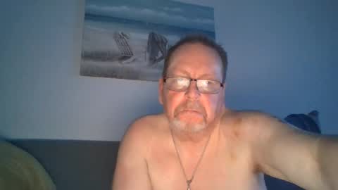 Snapshot of sunspotbaby chatting on July 28, 2026, 7:39 pm Sunspotbaby online show from July 28, 2026, 7:39 pm