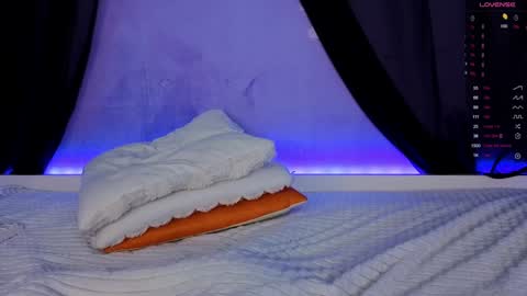 Snapshot of superbdolls chatting on November 16, 2025, 5:13 am Milana Scarlett online show from November 16, 2025, 5:13 am