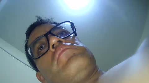 Snapshot of superboy977 chatting on July 20, 2026, 3:43 am superboy977 online show from July 20, 2026, 3:43 am