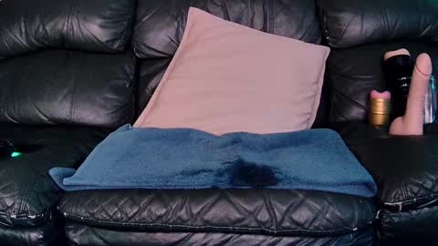 Snapshot of superduty5speed chatting on January 12, 2025, 5:45 am Thomas online show from January 12, 2025, 5:45 am