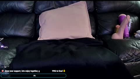 Snapshot of superduty5speed chatting on February 9, 2025, 1:22 am Thomas online show from February 9, 2025, 1:22 am