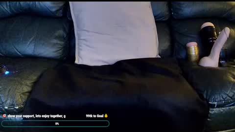 Snapshot of superduty5speed chatting on February 22, 2025, 5:34 am Thomas online show from February 22, 2025, 5:34 am