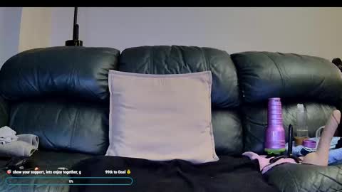 Snapshot of superduty5speed chatting on November 29, 2025, 6:55 pm Thomas online show from November 29, 2025, 6:55 pm