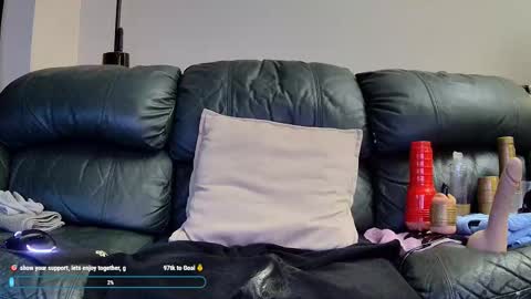 Snapshot of superduty5speed chatting on March 5, 2026, 2:07 am Thomas online show from March 5, 2026, 2:07 am