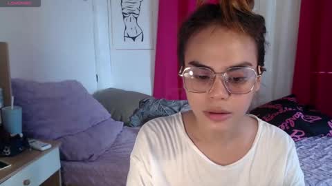 Snapshot of superhotvaleria chatting on November 13, 2025, 5:17 am Im val online show from November 13, 2025, 5:17 am