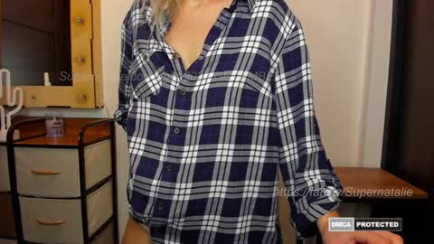 Snapshot of supernatalie chatting on December 30, 2024, 2:31 am Natalie online show from December 30, 2024, 2:31 am