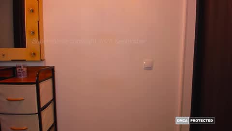 Snapshot of supernatalie chatting on September 17, 2025, 9:44 am Natalie online show from September 17, 2025, 9:44 am