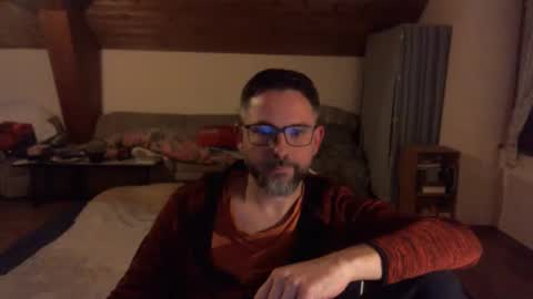 Snapshot of supersquirrel81 chatting on October 23, 2025, 6:17 pm supersquirrel81 online show from October 23, 2025, 6:17 pm