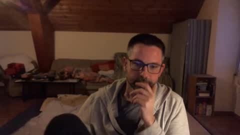 Snapshot of supersquirrel81 chatting on November 23, 2025, 6:35 am supersquirrel81 online show from November 23, 2025, 6:35 am