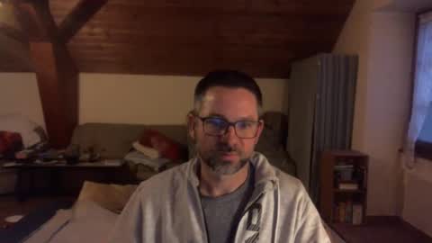 Snapshot of supersquirrel81 chatting on November 29, 2025, 6:38 am supersquirrel81 online show from November 29, 2025, 6:38 am