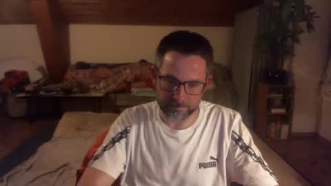 Snapshot of supersquirrel81 chatting on December 16, 2025, 6:46 pm supersquirrel81 online show from December 16, 2025, 6:46 pm