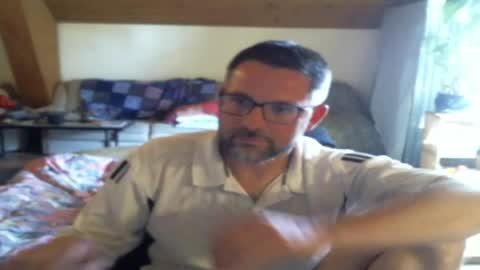 supersquirrel81 online show from April 25, 2026, 2:25 pm