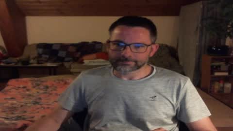 supersquirrel81 online show from May 1, 2026, 10:47 pm