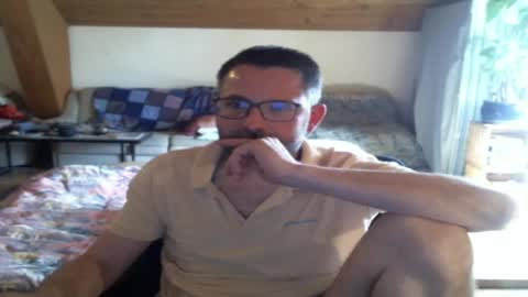 supersquirrel81 online show from May 2, 2026, 1:16 pm