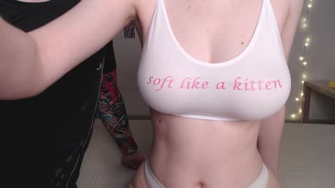 Snapshot of superstar090 chatting on February 6, 2025, 7:13 am Katy Vladislav online show from February 6, 2025, 7:13 am