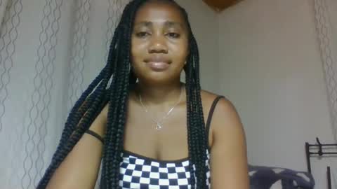 Snapshot of surbelle chatting on May 2, 2026, 12:10 pm surbelle online show from May 2, 2026, 12:10 pm