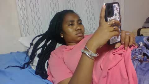 Snapshot of surbelle chatting on May 9, 2026, 11:48 am surbelle online show from May 9, 2026, 11:48 am
