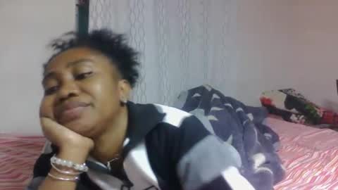 Snapshot of surbelle chatting on May 14, 2026, 4:25 pm surbelle online show from May 14, 2026, 4:25 pm